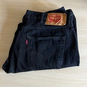 NWOT - Levi’s 501 Straight Leg Button Fly Jeans - Black